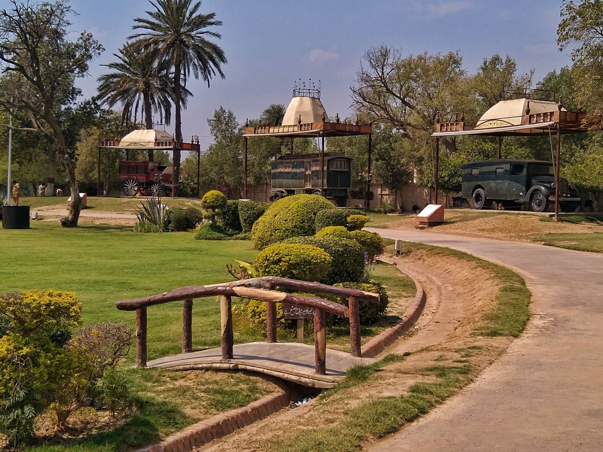 noor-mahal-bahawalpur-clicks